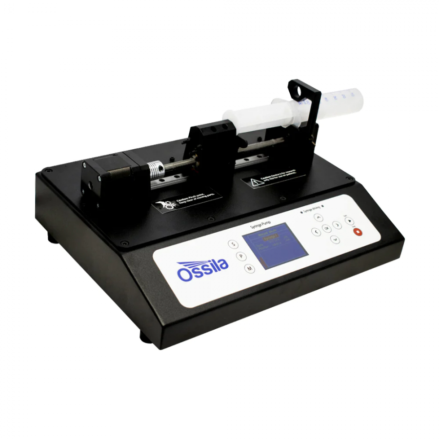 Pushti mushuk va tik turgan jinsiy olatni